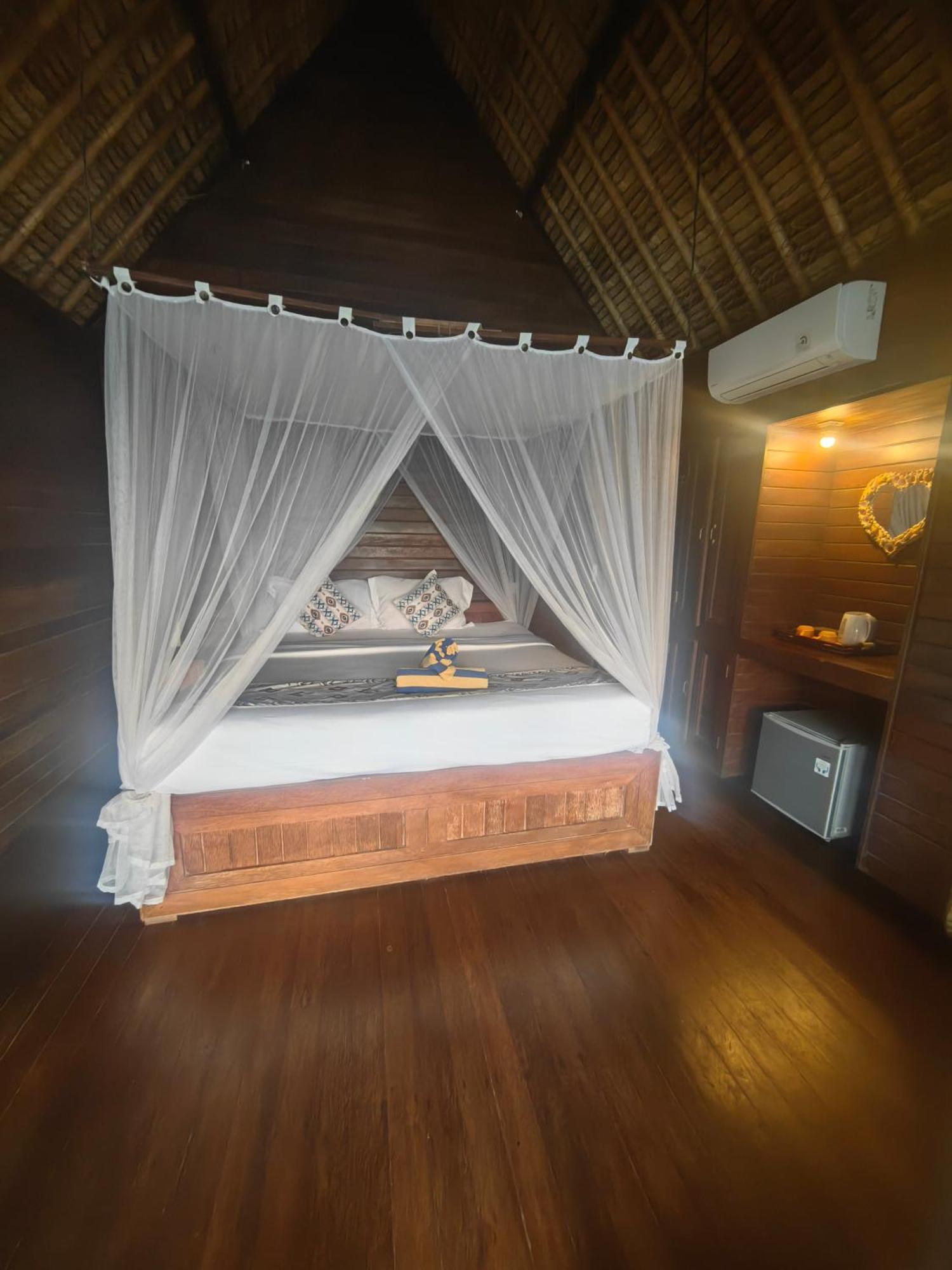 Hotel The Dafish Ceningan Ceningan Island Zewnętrze zdjęcie